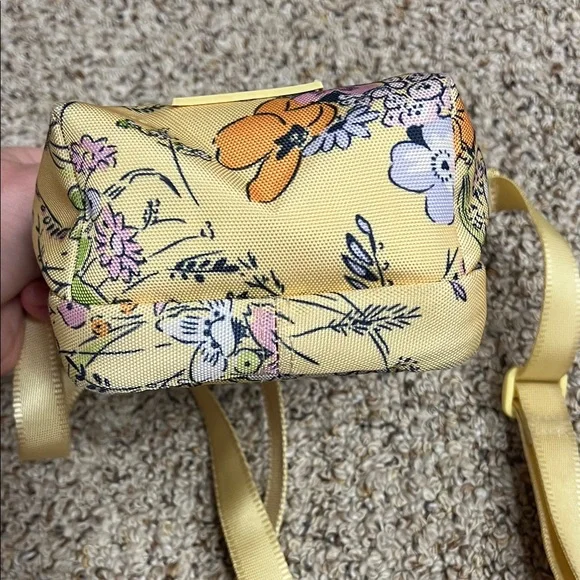 Vera Bradley Yellow Floral Crossbody water bottle  Bag - Picture 8 of 9